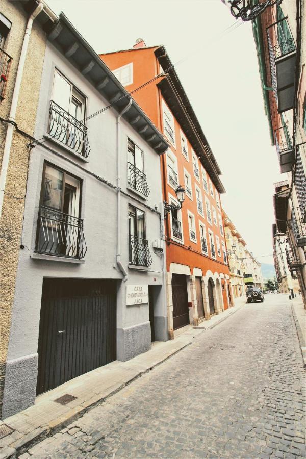Casa Campanilla Jaca Hotel Bagian luar foto