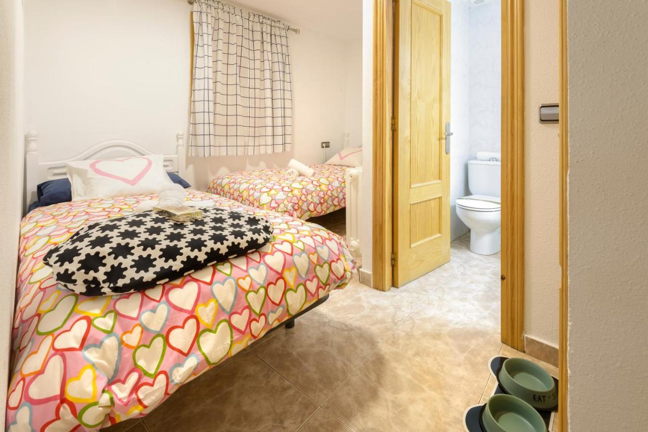 Casa Campanilla Jaca Hotel Bagian luar foto